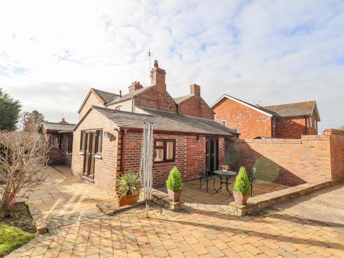 4 Green Farm Cottage Честер Экстерьер фото
