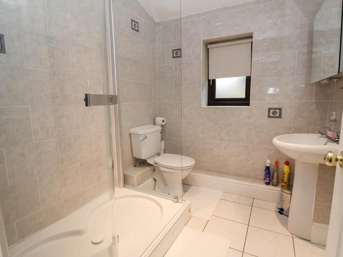 4 Green Farm Cottage Честер Экстерьер фото